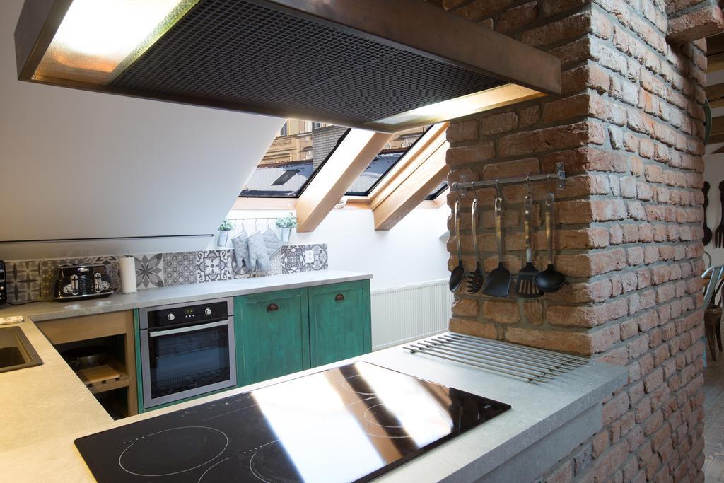 Bohemian Chic 2 Bedroom 2 Bathroom Loft With Hanging Chair Praga Zewnętrze zdjęcie